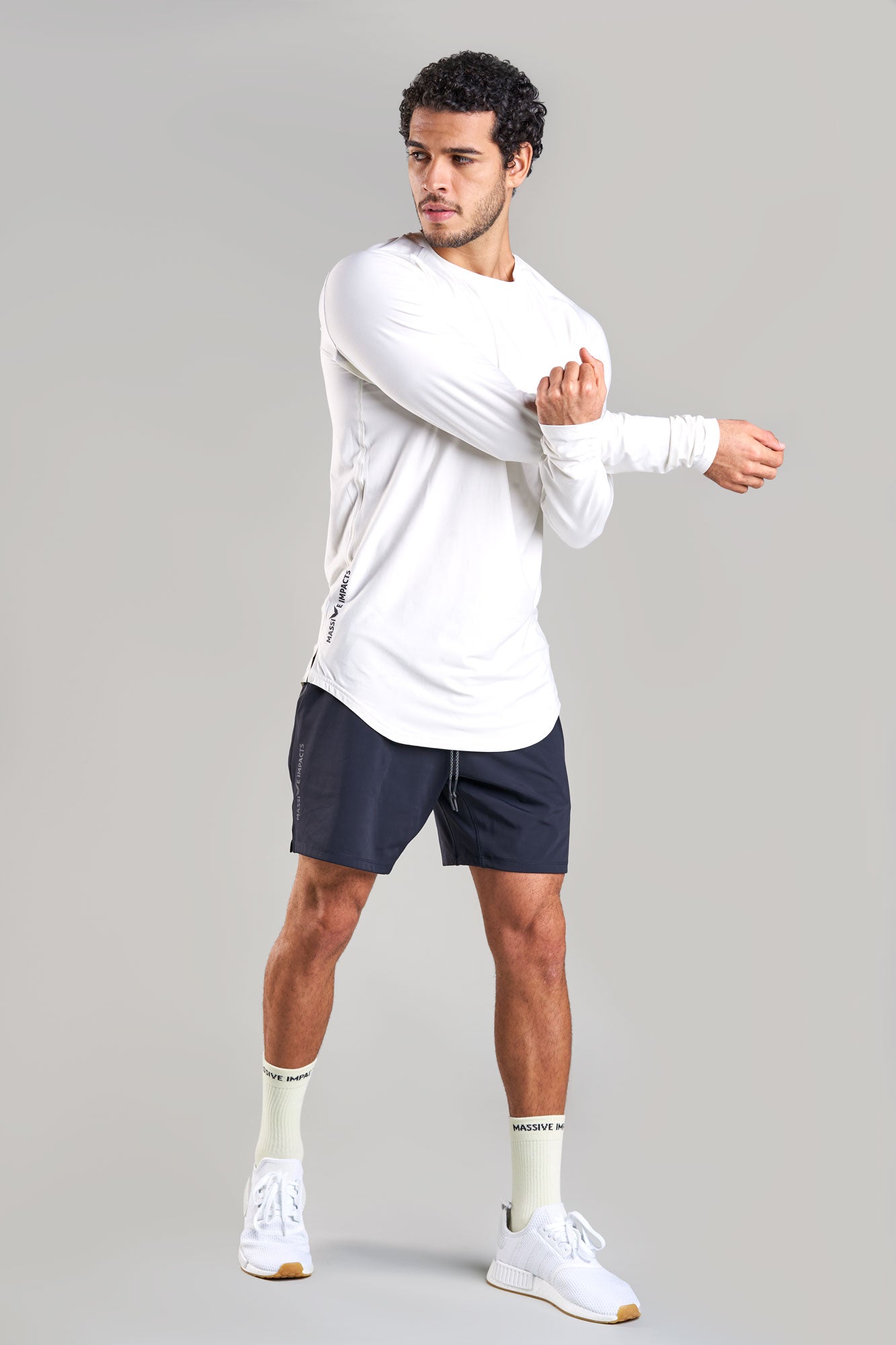 J002MI Recycled Polyester Stretch Long-Fit Sleeve Top