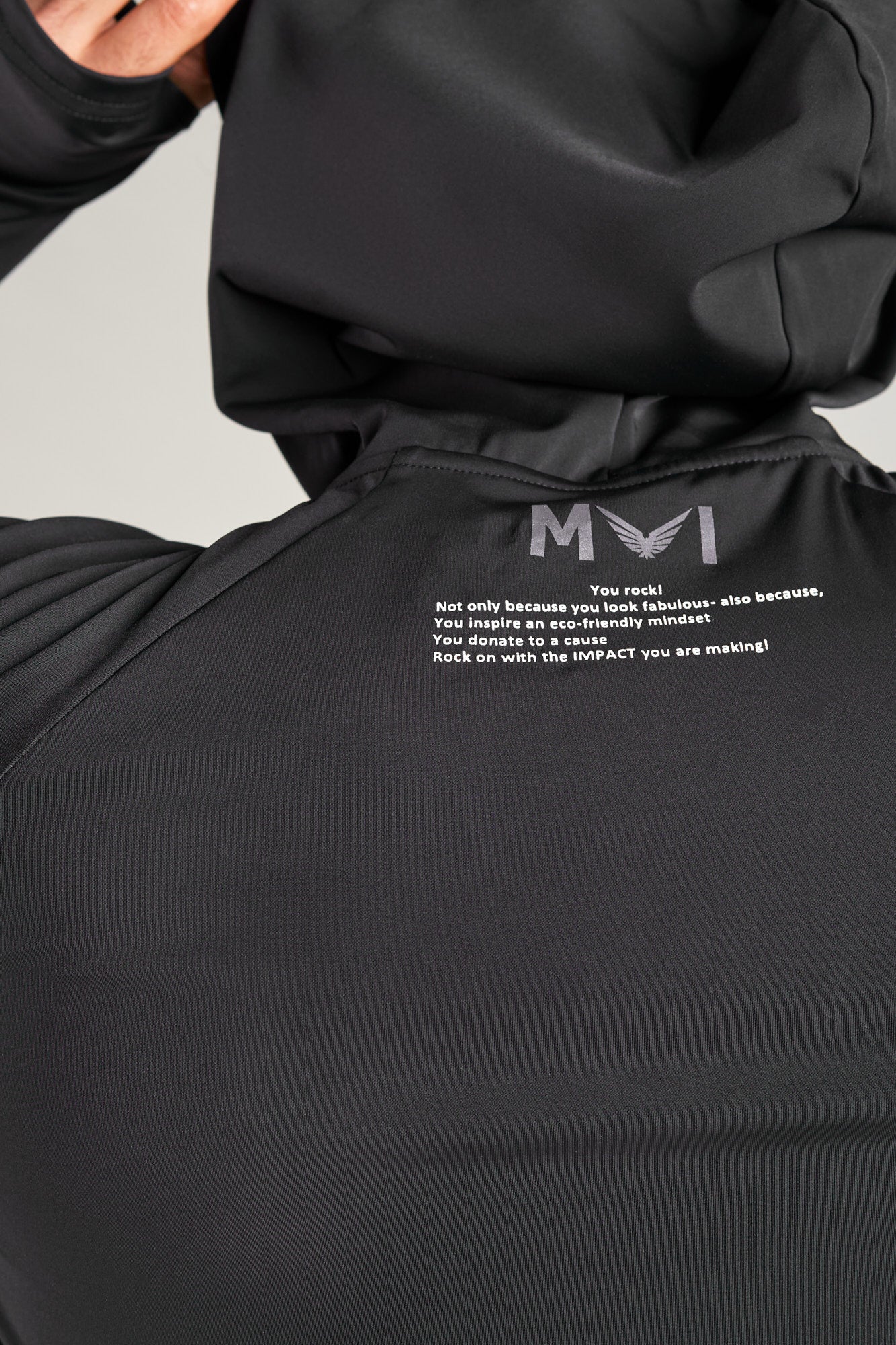 J015MI Recycled Nylon Runner Zip Hoodie