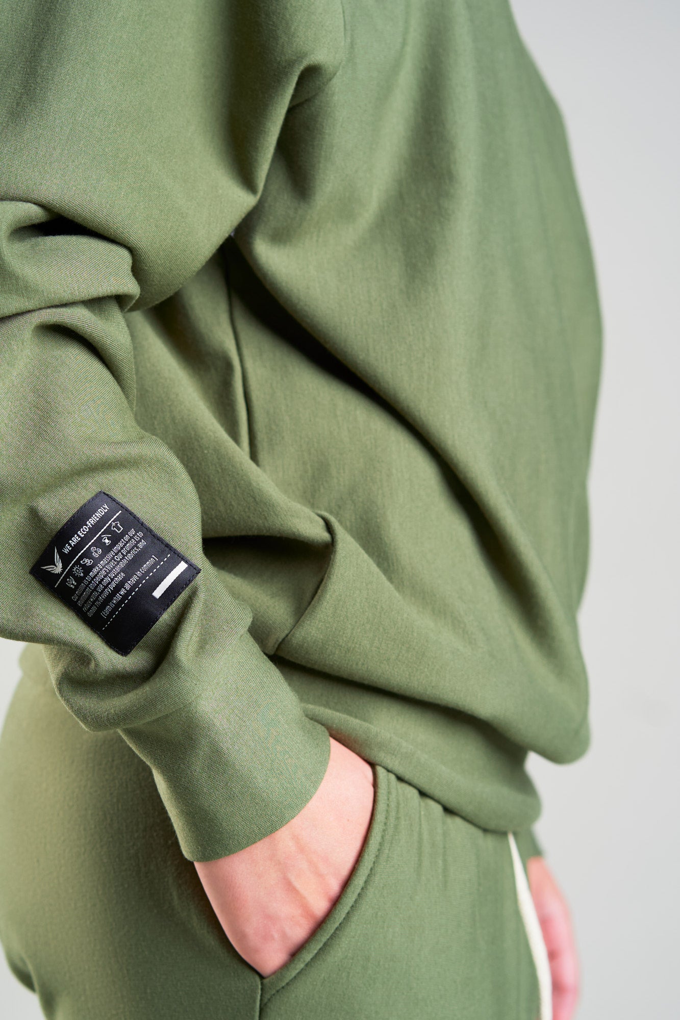 J008MI Organic Cotton & Bamboo Sweatshirt
