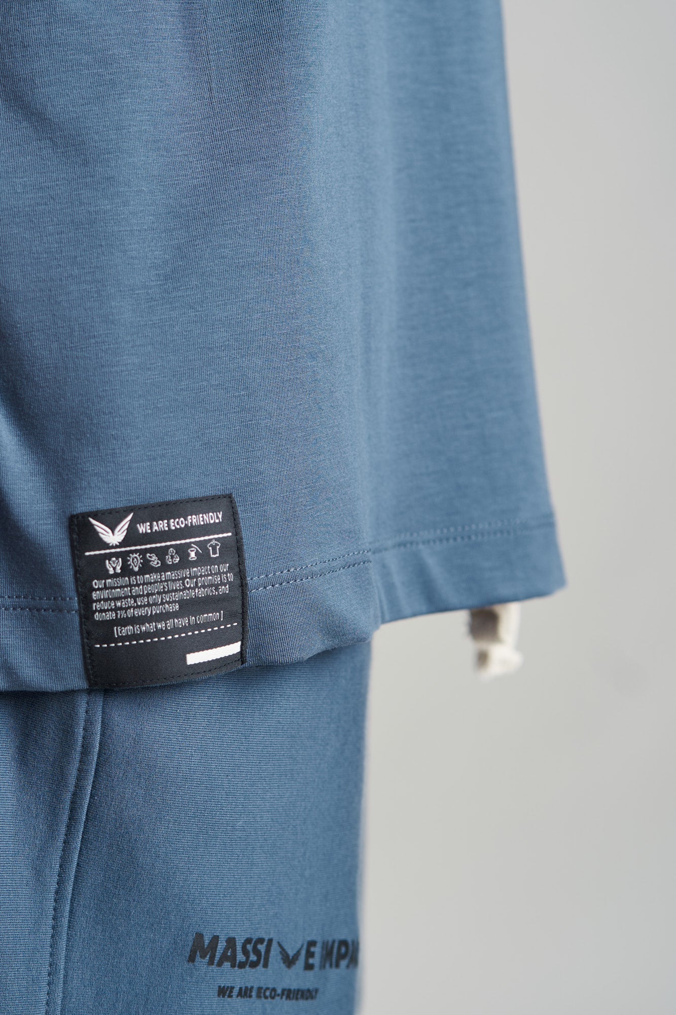 J017MI High Neck Mammoth Tencel Tee